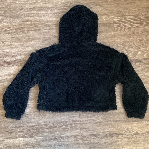 Urban Outfitters Black Cropped Teddy Jacket Hoodie - Picture 6 of 6